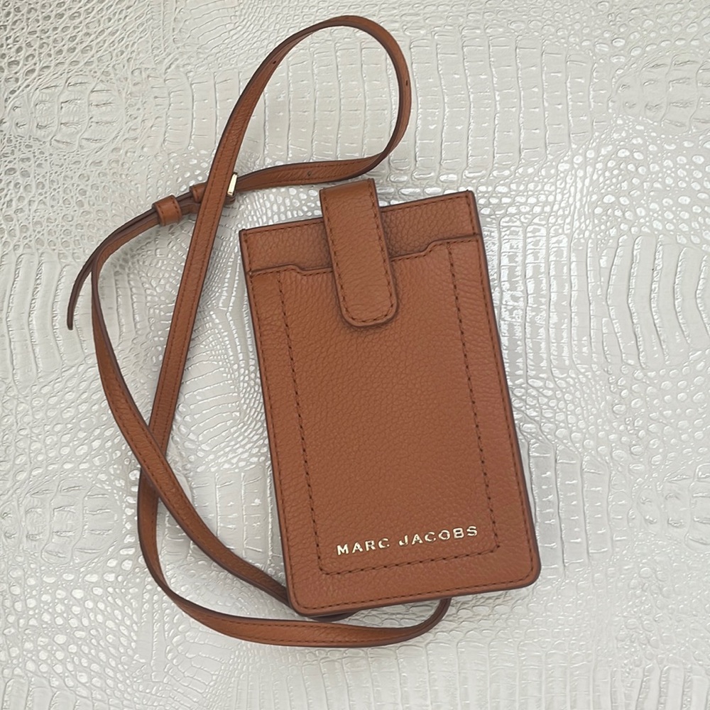 Mark Jacobs phone purse